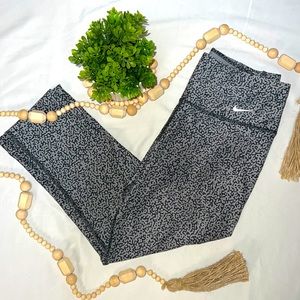 Nike Capri-Leggings